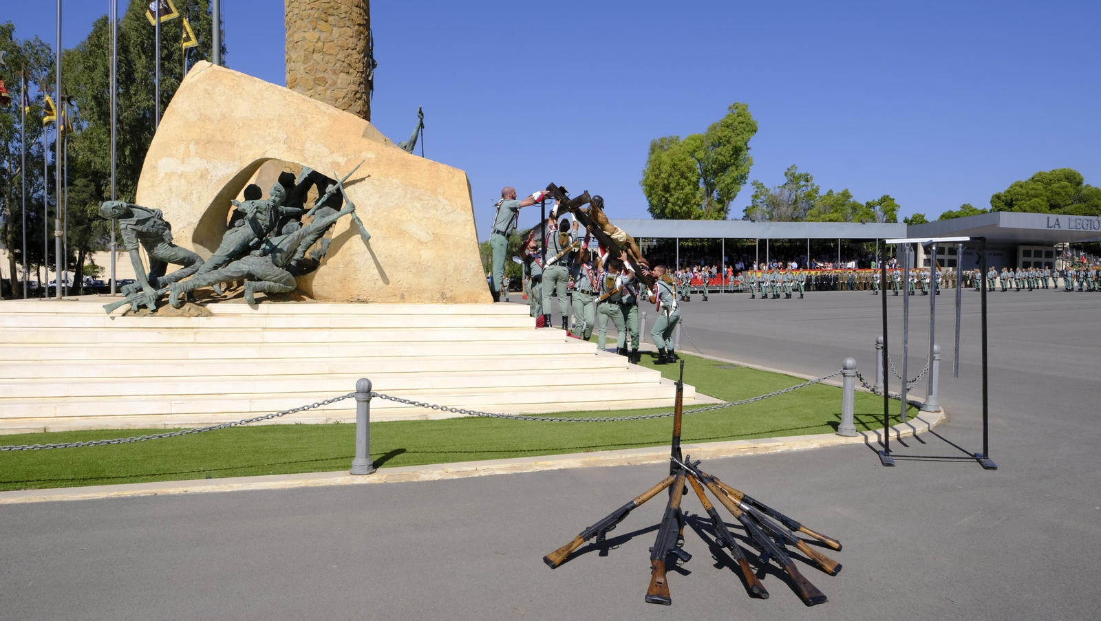 Jornada de puertas abiertas de La Legión Española en Viator