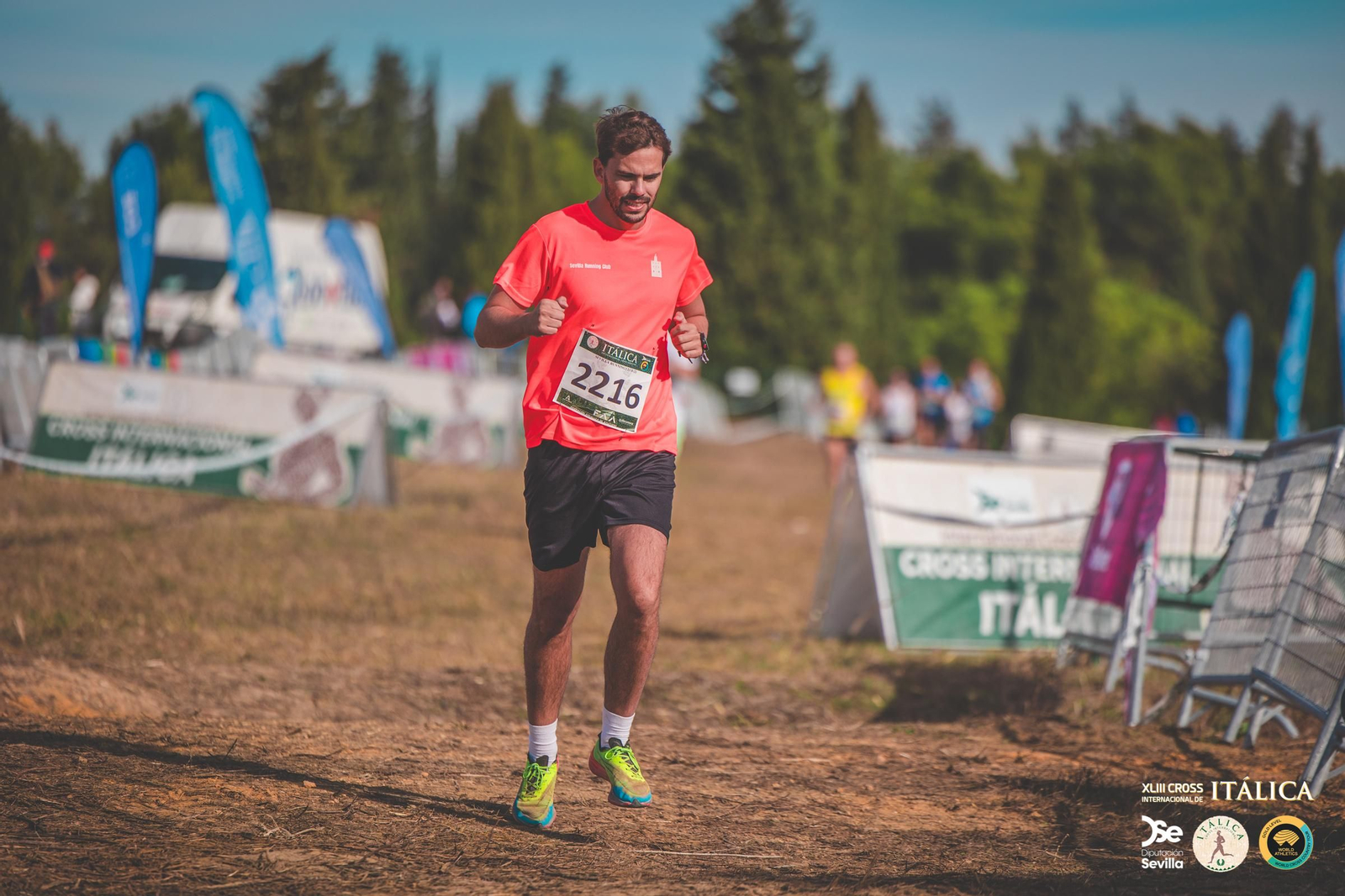 Búscate en las fotos del Cross de Itálica 2025 | 3