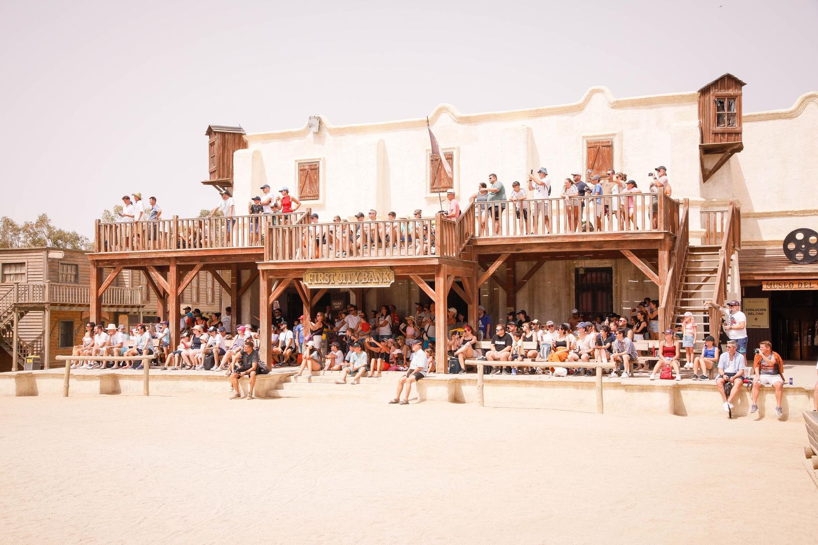 Imágenes del museo a los grandes empresarios y familias históricas de Almería