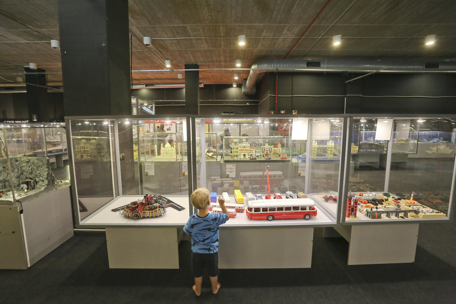 Las fotos de la exposición de Lego en el Muelle Uno de Málaga