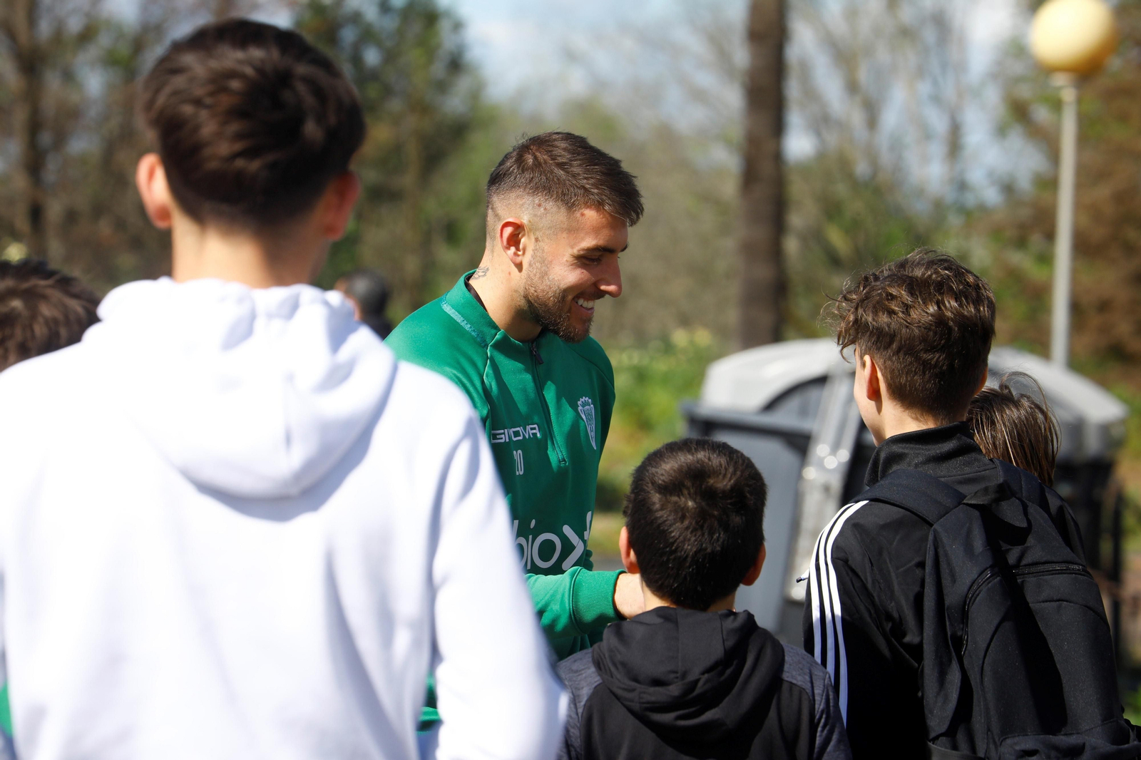 Las mejores fotos de un entrenamiento del Córdoba CF con notable presencia de su afición