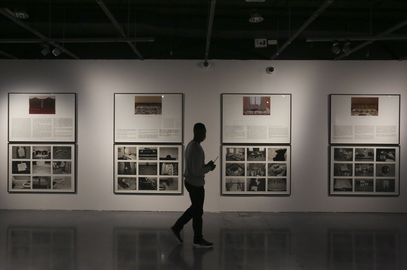 Vista de parte de la exposición de Sophie Calle que se despide este fin de semana del Pompidou.