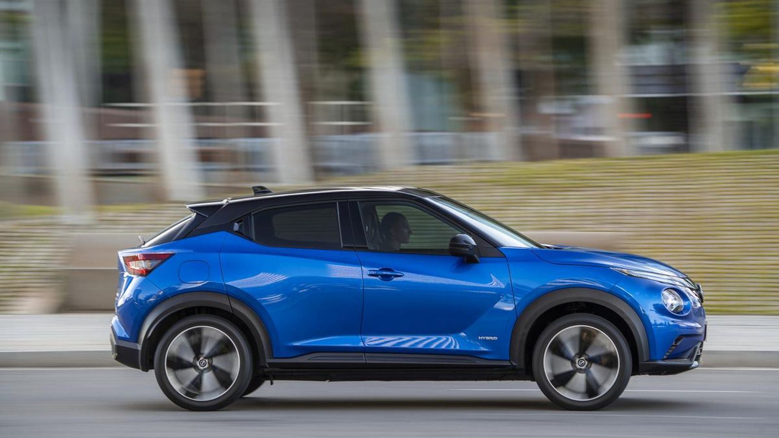 Las modificaciones en los ajustes de la suspensión llevan a percibir que el Juke está más asentado.