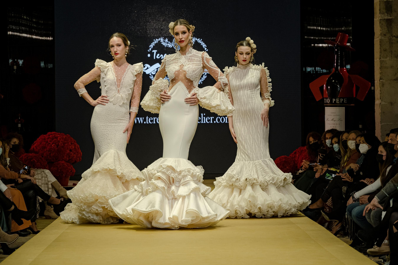 El desfile de Teressa Ninu en la Pasarela Flamenca de Jerez, todas las fotos