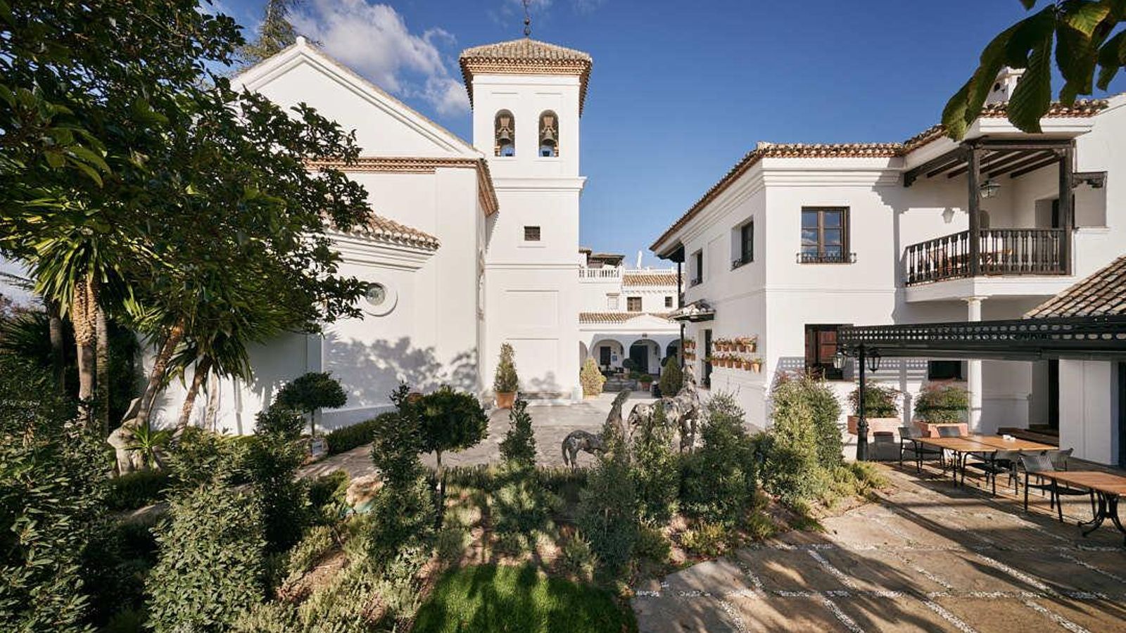 Restaurante La Finca ubicado en el Hotel La Bobadilla