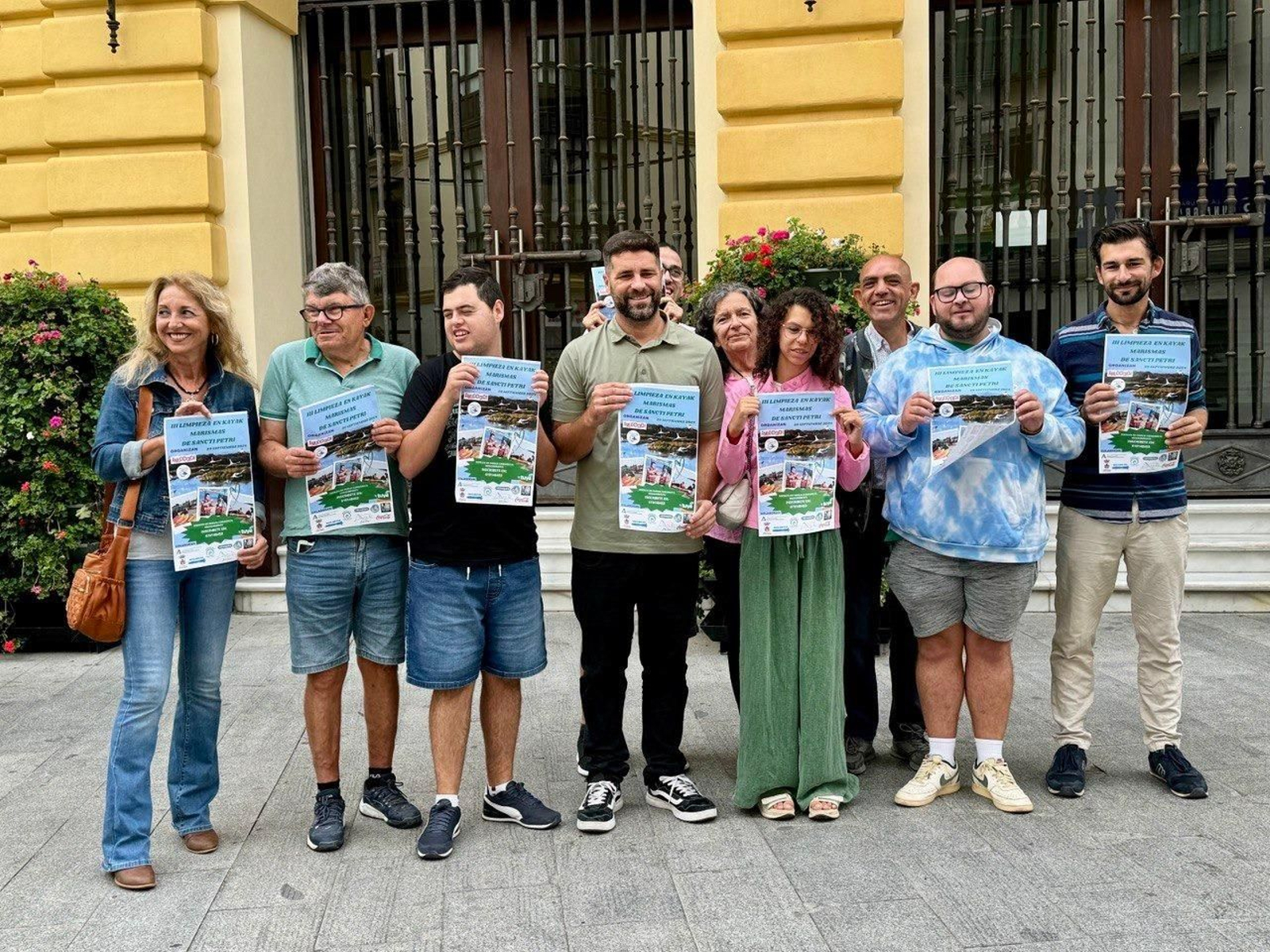 Participantes en la presentación de esta iniciativa.