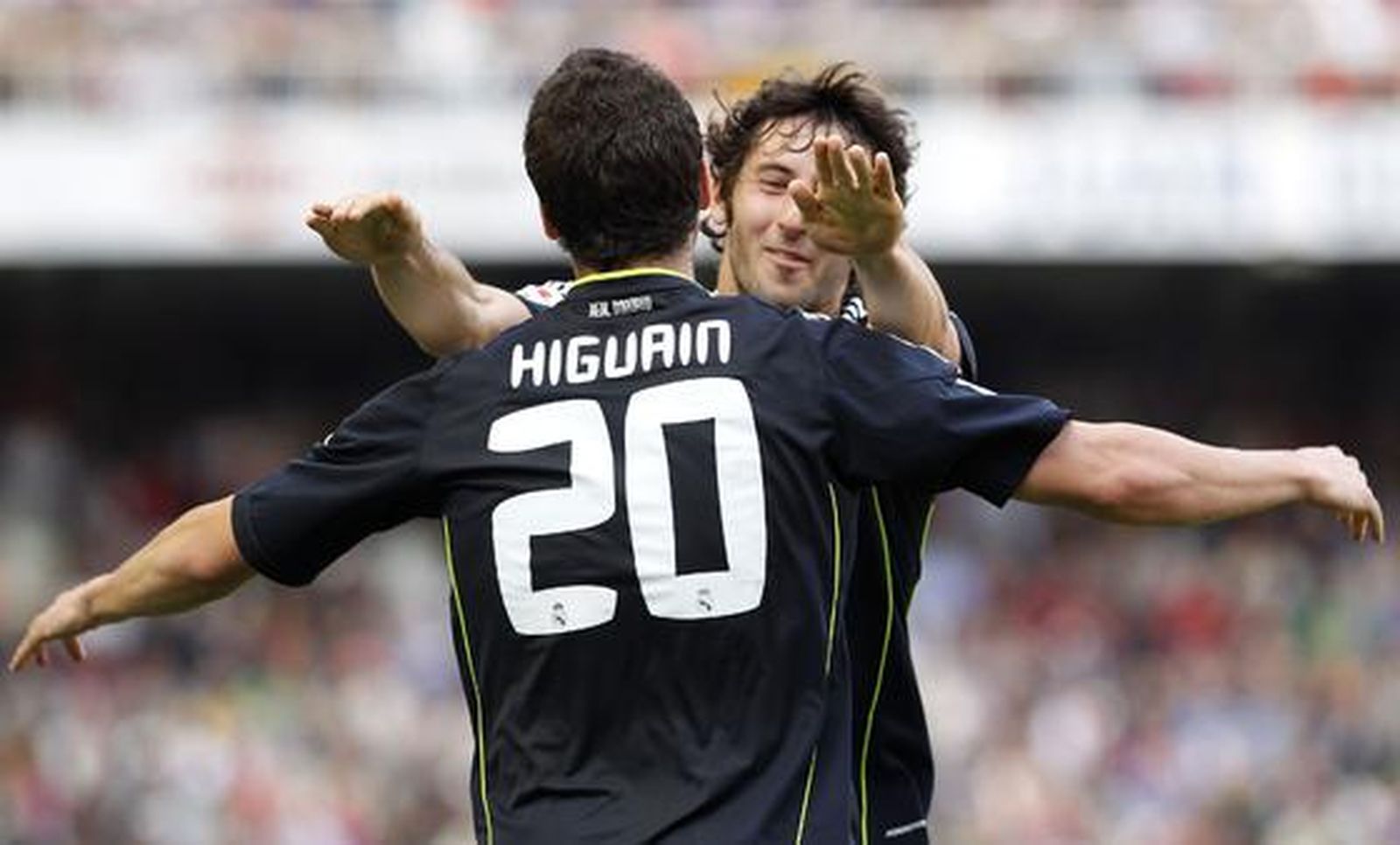 El Real Madrid golea al Valencia a domicilio (3-6). / Reuters