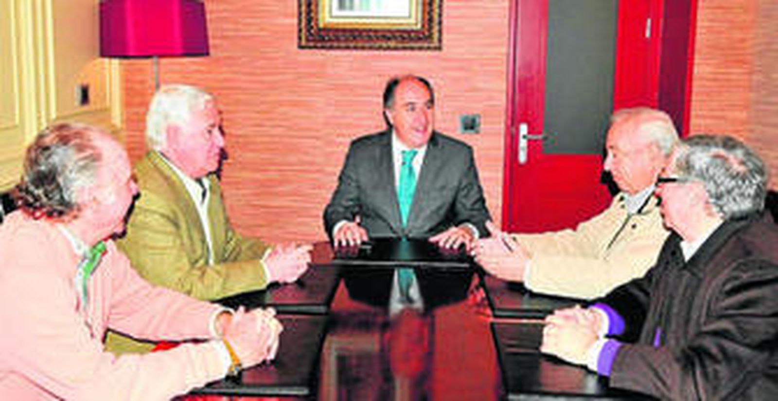 Miguel Ramos, Antonio López, José Ignacio Landaluce -el alcalde-, Francisco Esteban y José Luis Ocaña.