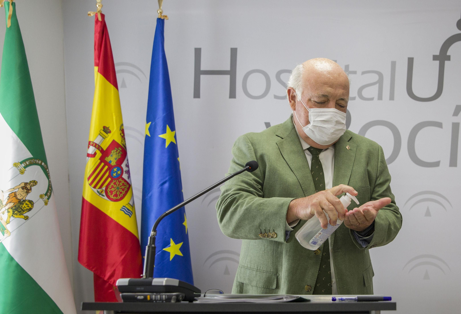 Jesús Aguirre, en el hospital Virgen del Rocío de Sevilla.