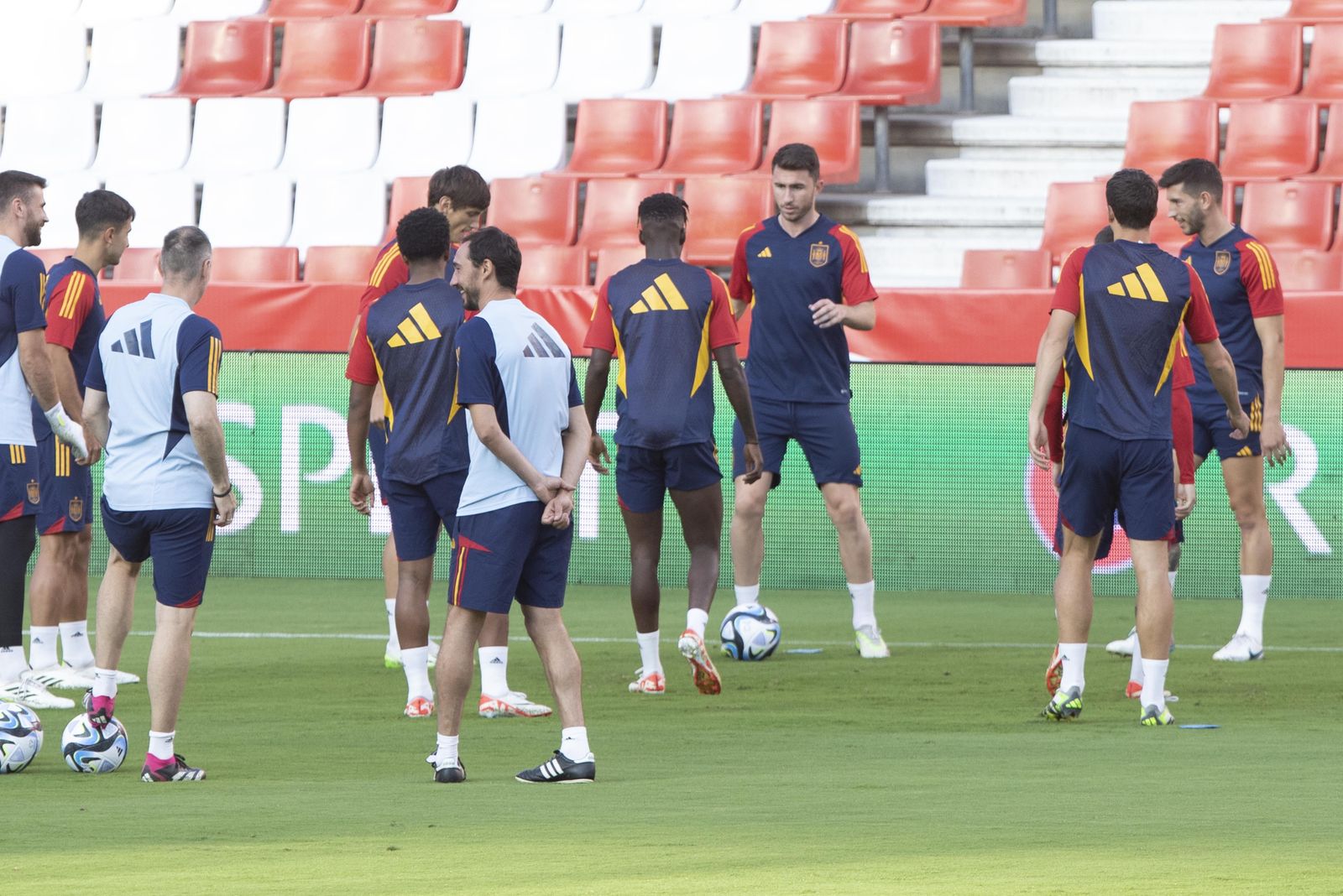 Las mejores imágenes del entrenamiento de la Selección española