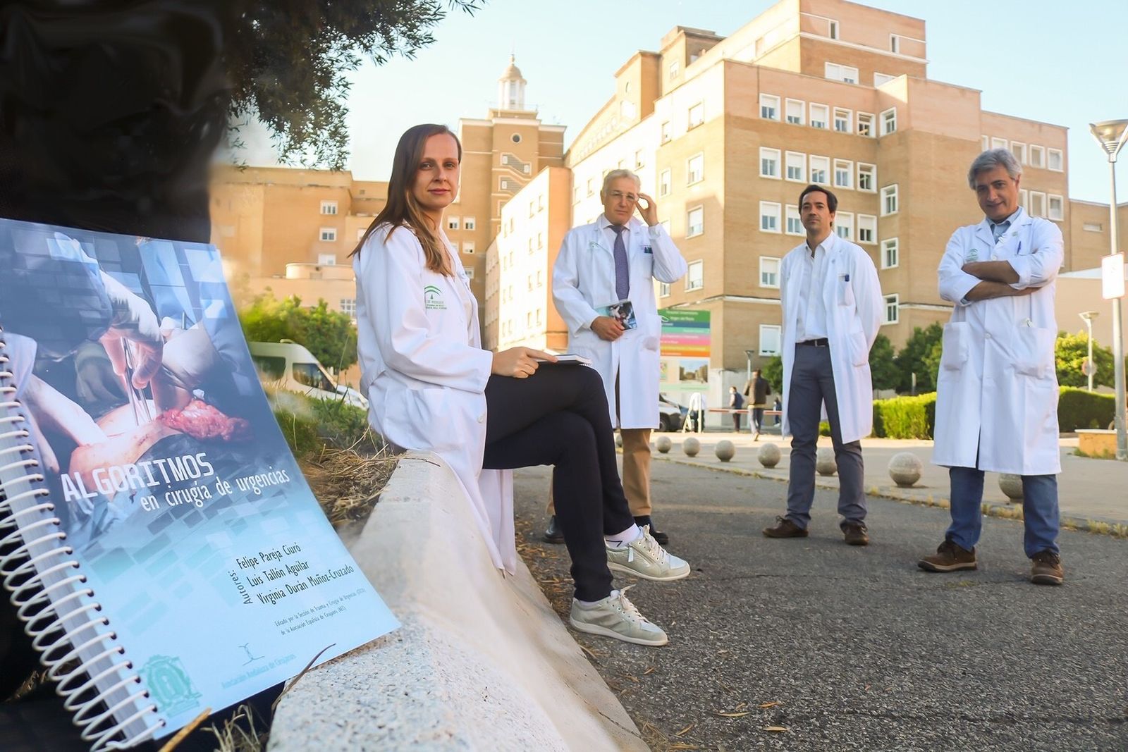Los autores del manual, Virginia Durán, Javier Padillo, Luis Tallón y Felipe Pareja, de izquierda a derecha.