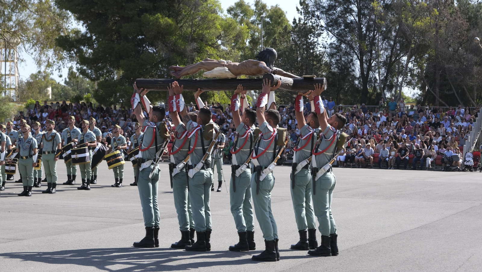 Imágenes del 102 aniversario de La Legión en Almería