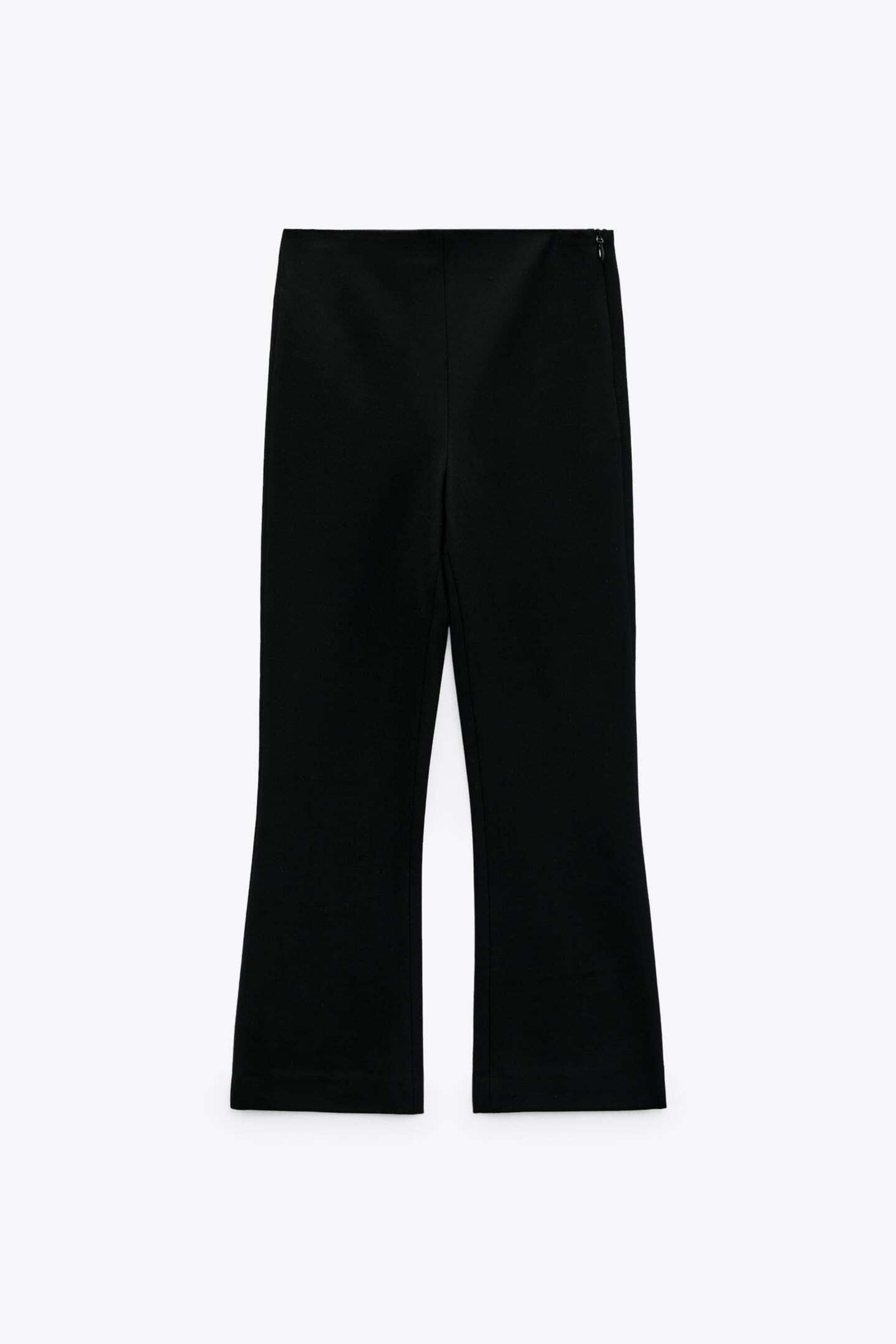 Pantalones flare de las rebajas de Zara.