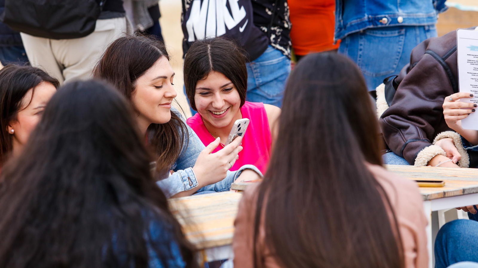 Un día de levante en Tarifa, en imágenes