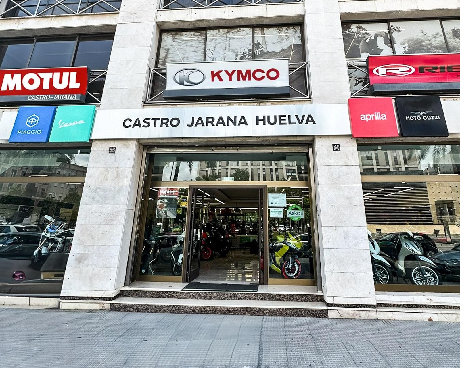 Amplia gama, descubre las últimas novedades en scooters y motocicletas de Piaggio y Kymco
