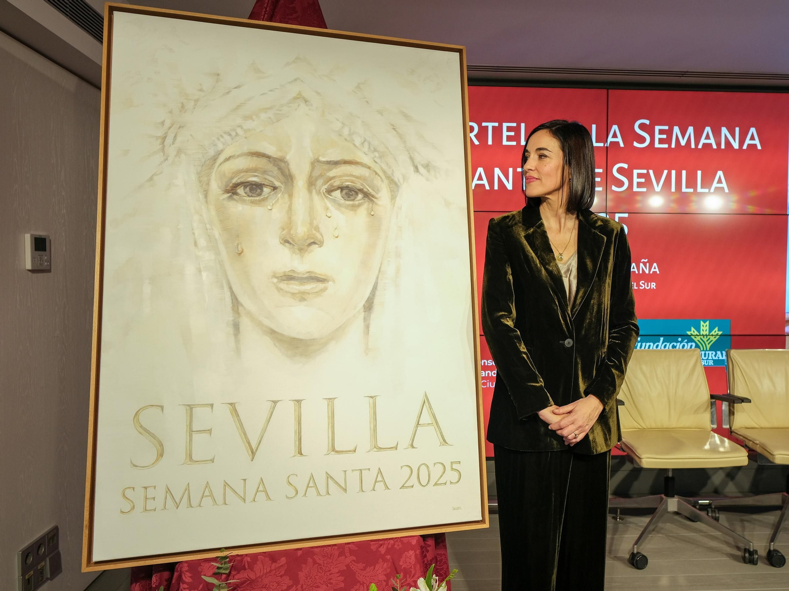 Las fotos del cartel de la Semana Santa de Sevilla 2025