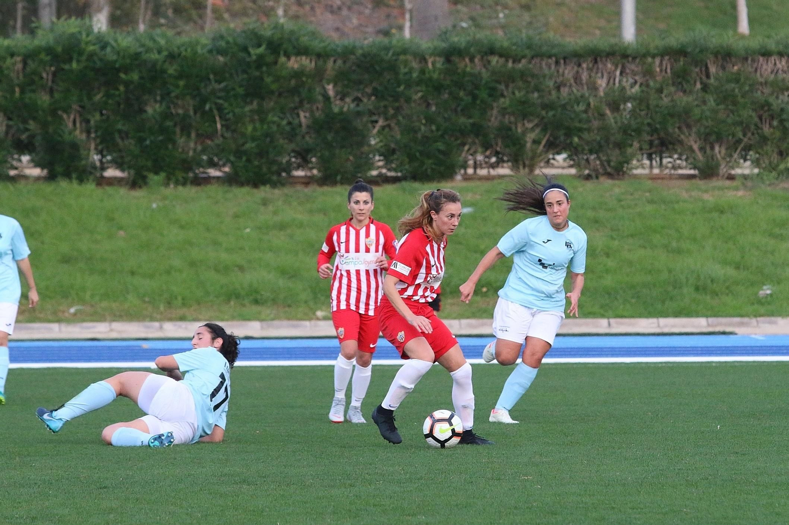 Las imágenes del derbi femenino: UD Almería-CD El Ejido