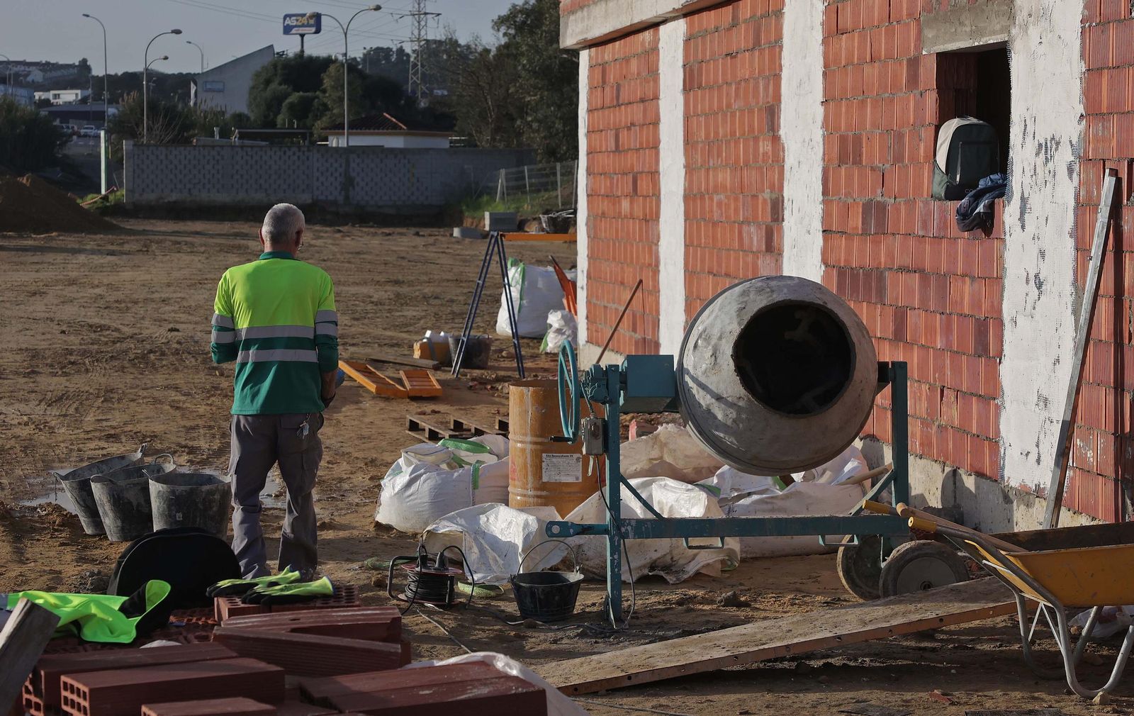 Así van las obras del aparcamiento de La Menacha junto al Nuevo Mirador