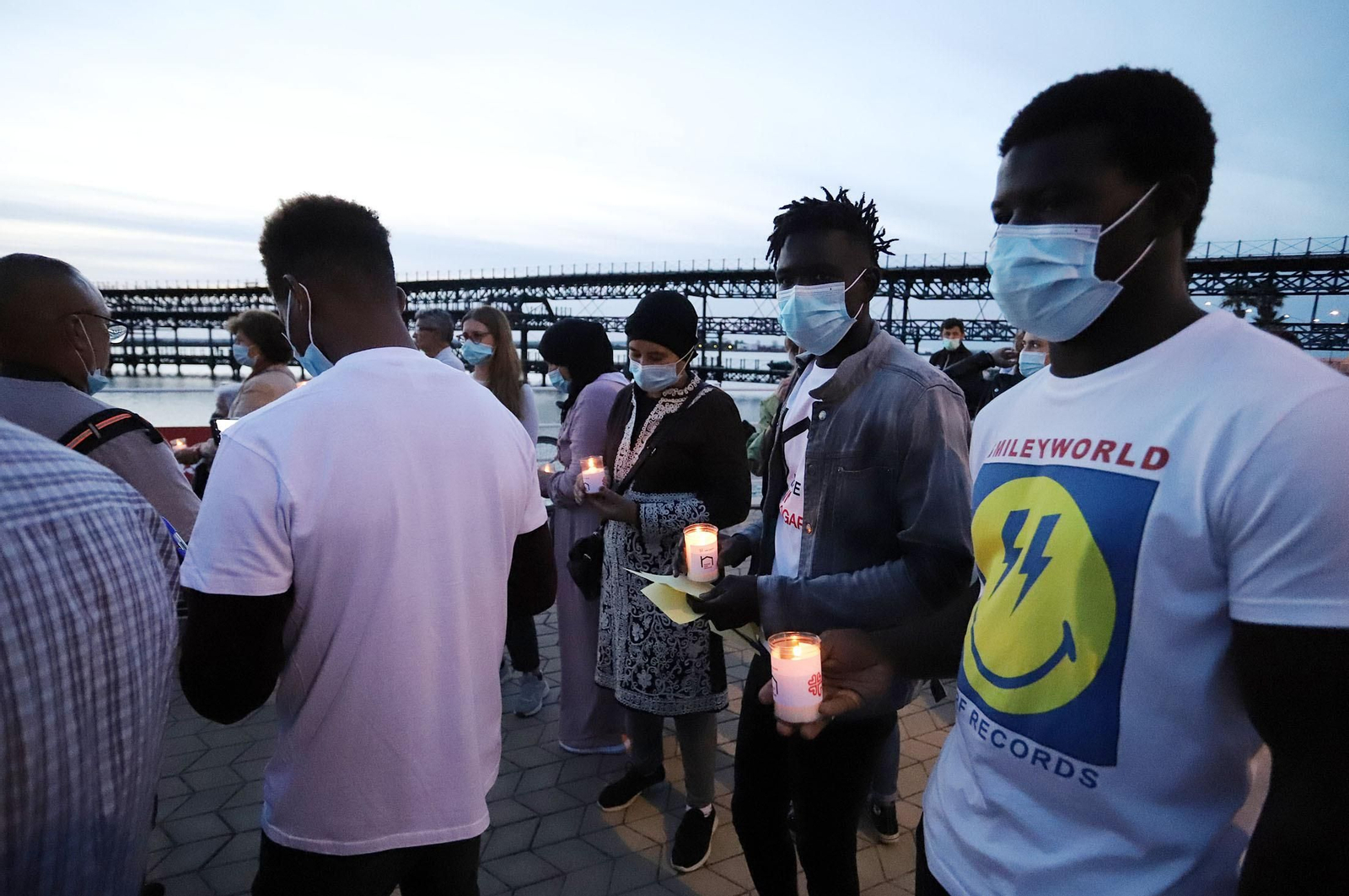 Imágenes del acto de sensibilización de Cáritas #NadieSinHogar