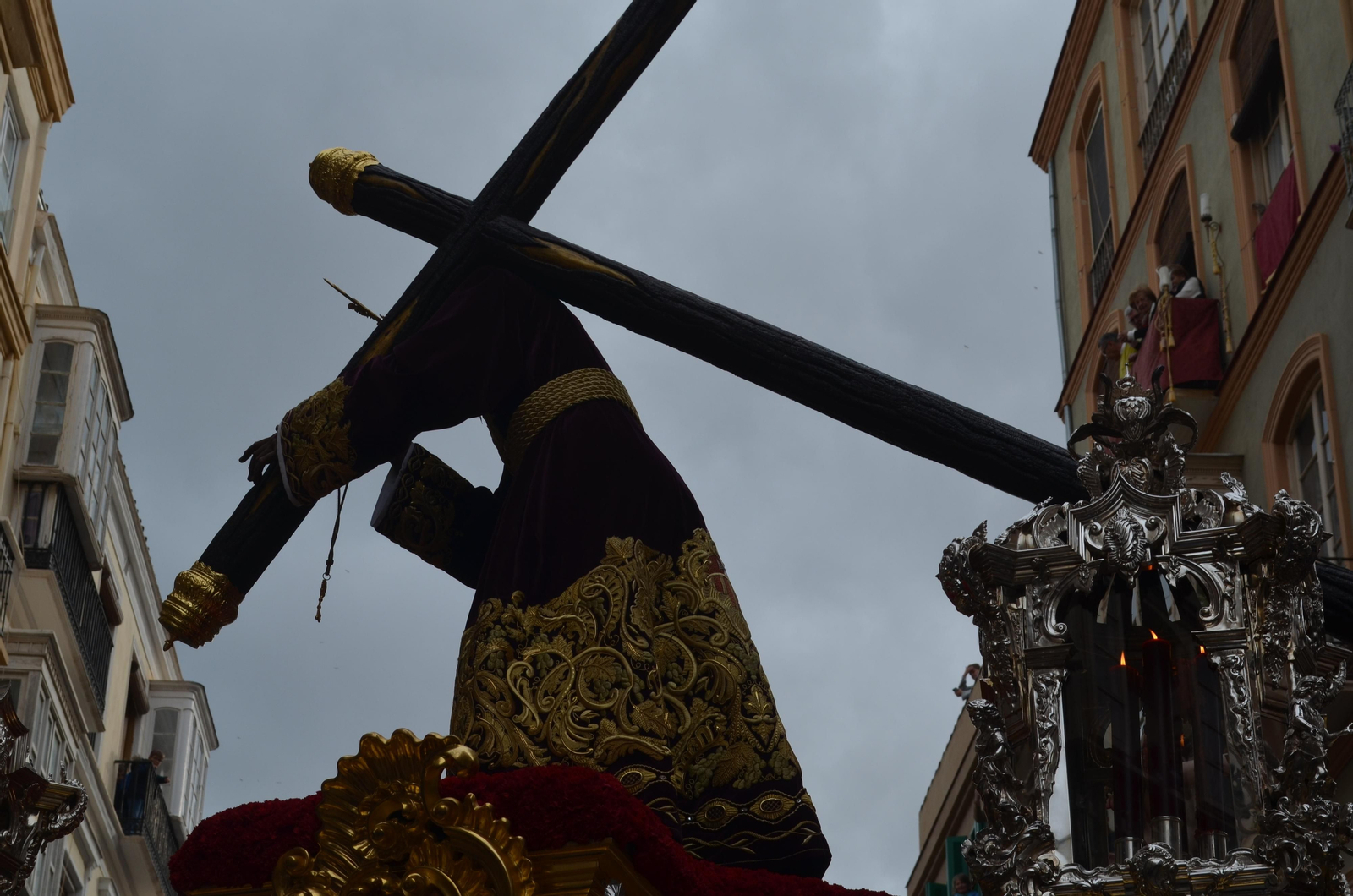 Viñeros en su procesión del Jueves Santo de Málaga, en fotos