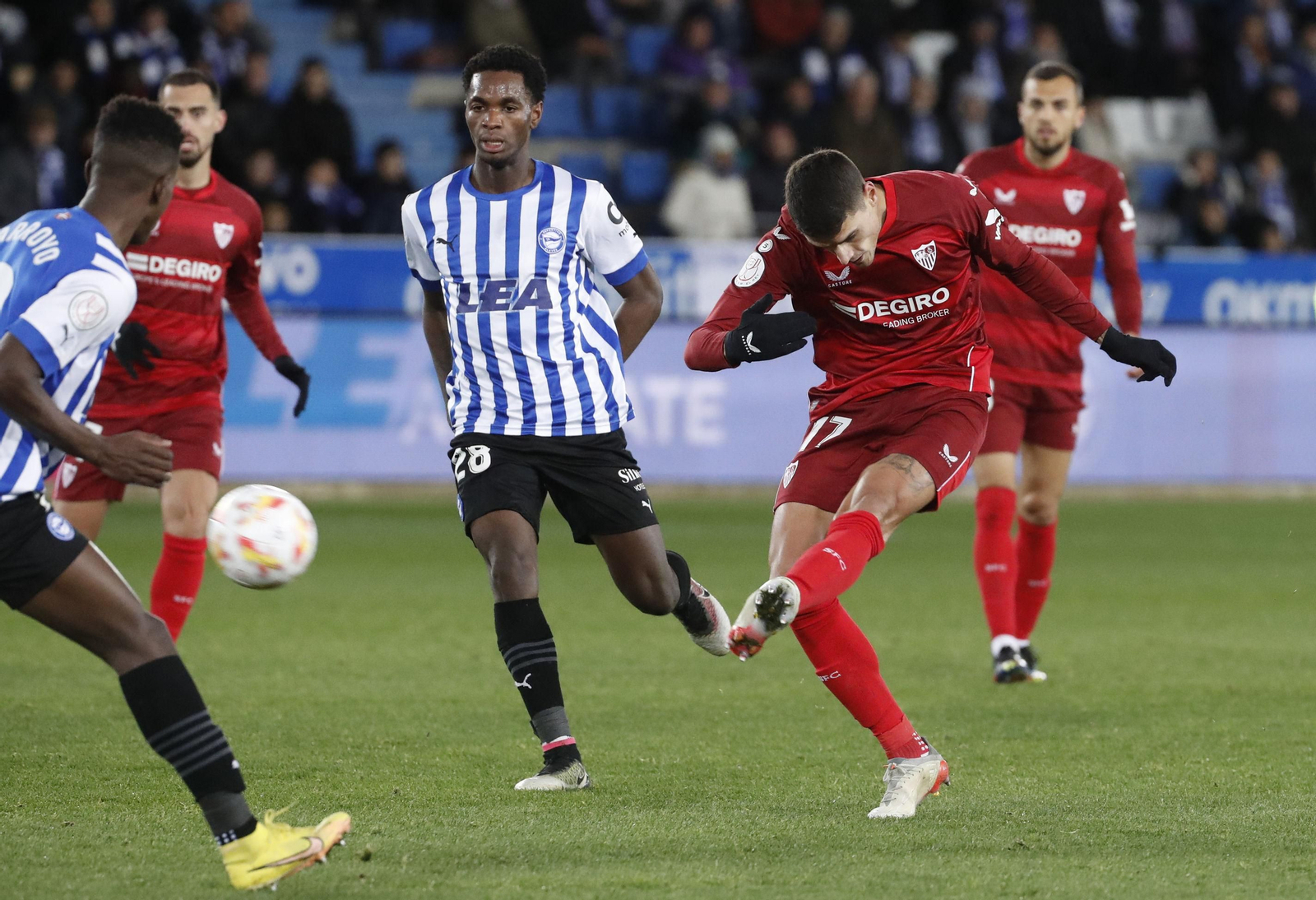 Las fotos del Alavés-Sevilla de Copa del Rey