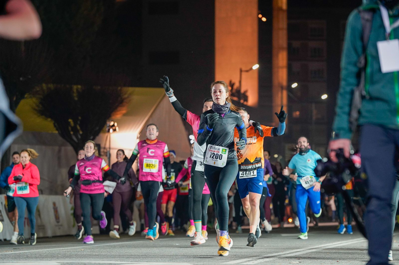 En imágenes: búscate en tu llegada a meta de la Carrera de San Antón 2026 (14)