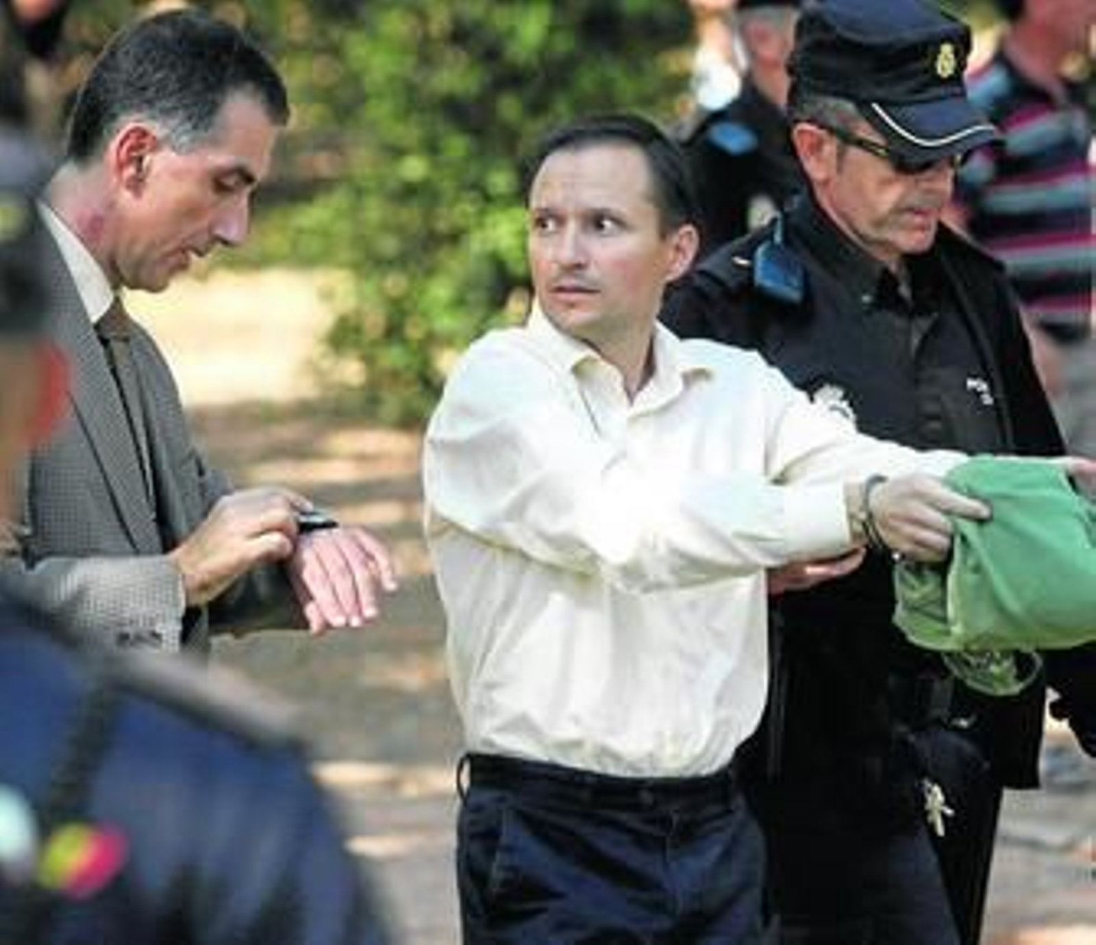 Las acusaciones contra Bretón