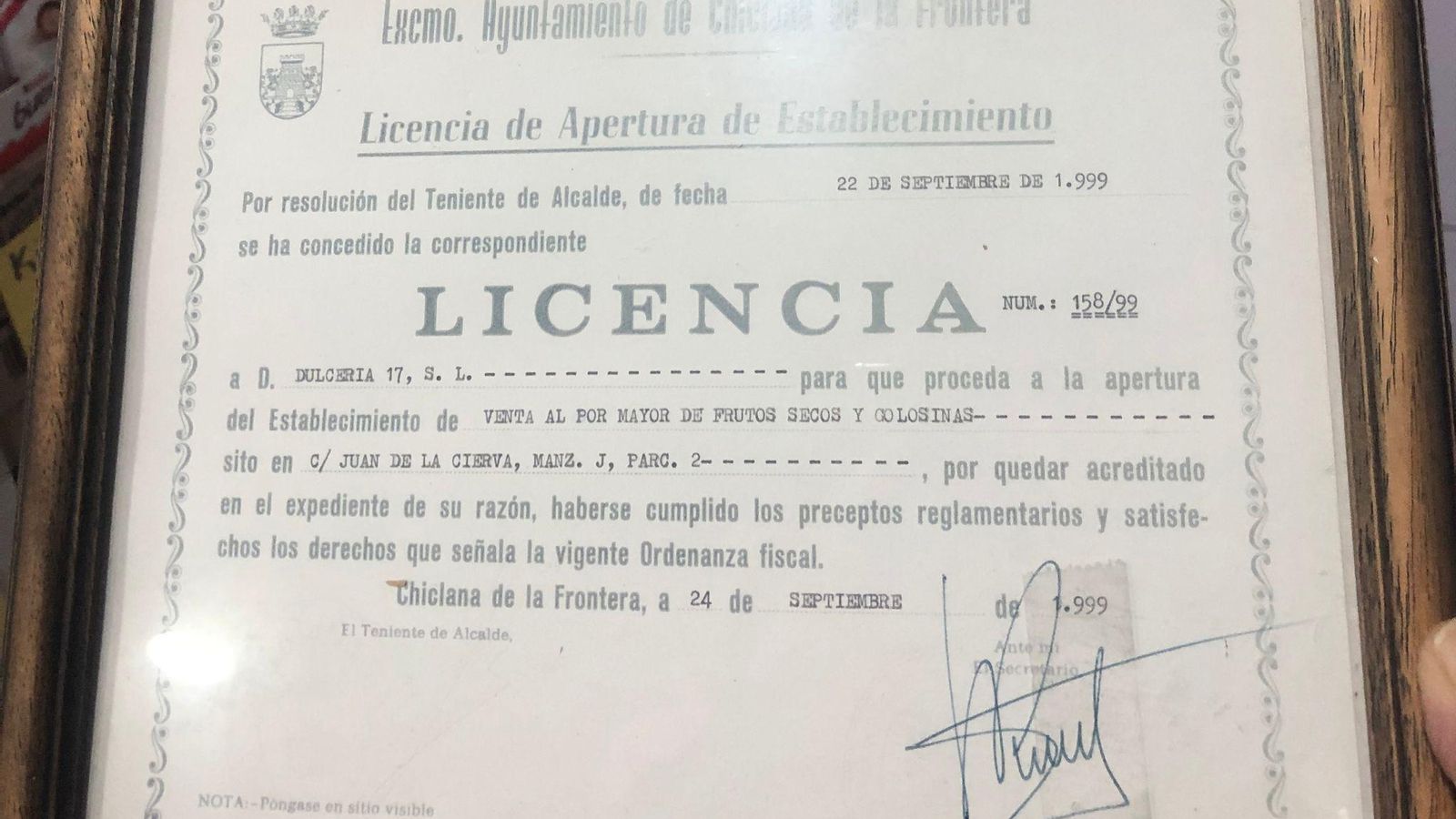 Licencia de la primera nave que adquirieron las hermanas García en la calle Juan de la Cierva en el polígono Urbisur.