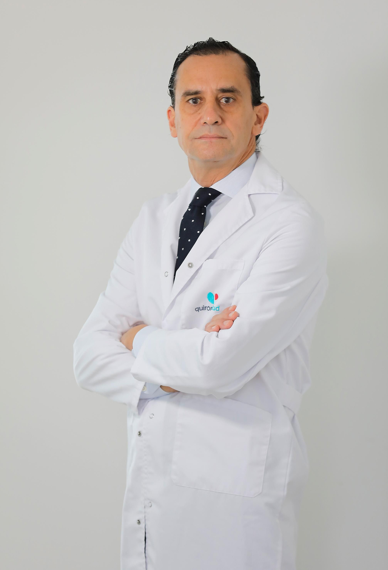 Doctor Salvador Morales Conde, jefe de Servicio de Cirugía General y Aparato Digestivo del Hospital Quirónsalud Sagrado Corazón de Sevilla Doctor Salvador Morales Conde, jefe de Servicio de Cirugía General y Aparato Digestivo del Hospital Quirónsalud Sagrado Corazón de Sevilla