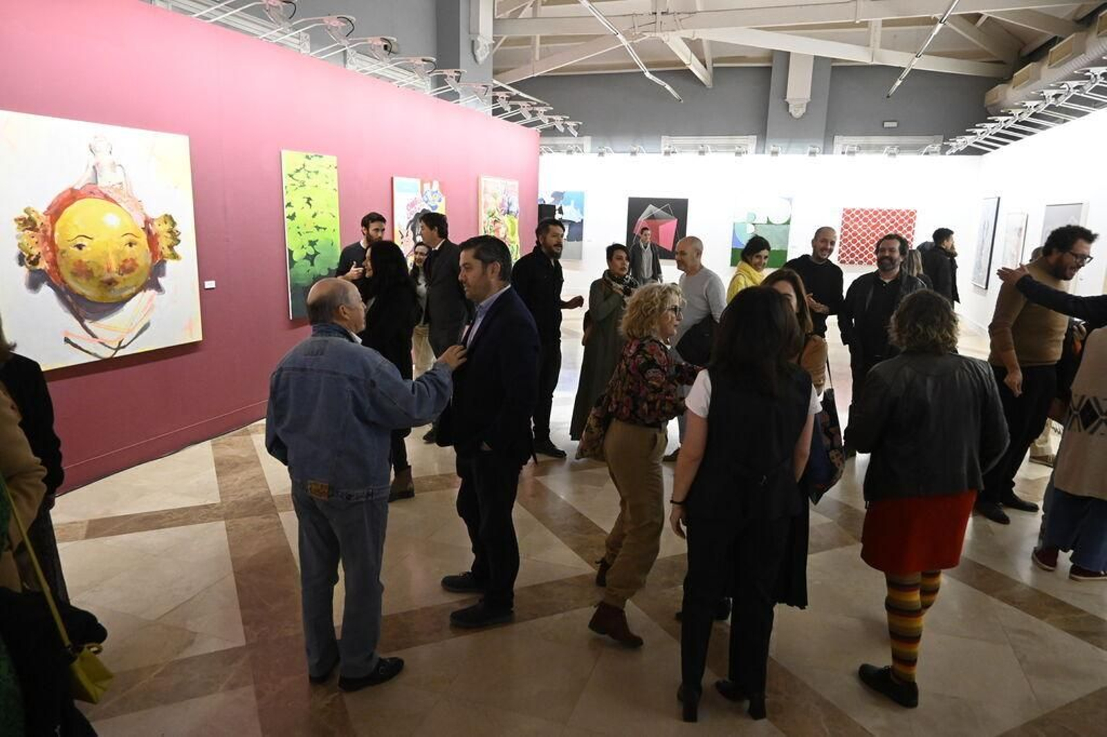 La inauguración del Salón de Otoño de Pintura de Huelva en la Casa Colón.