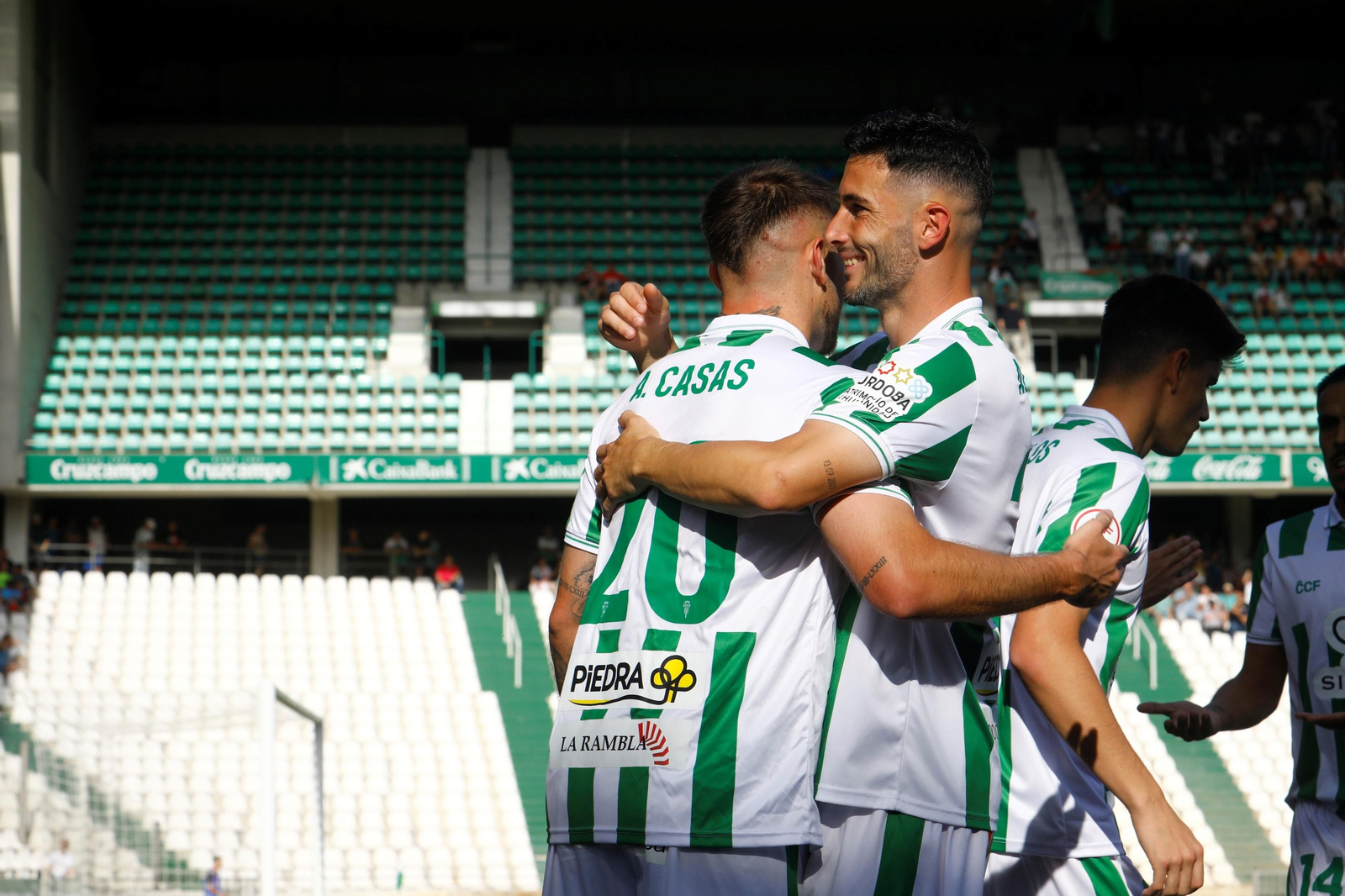 Las mejores fotos del ambiente en El Arcángel para el Córdoba CF - Algeciras