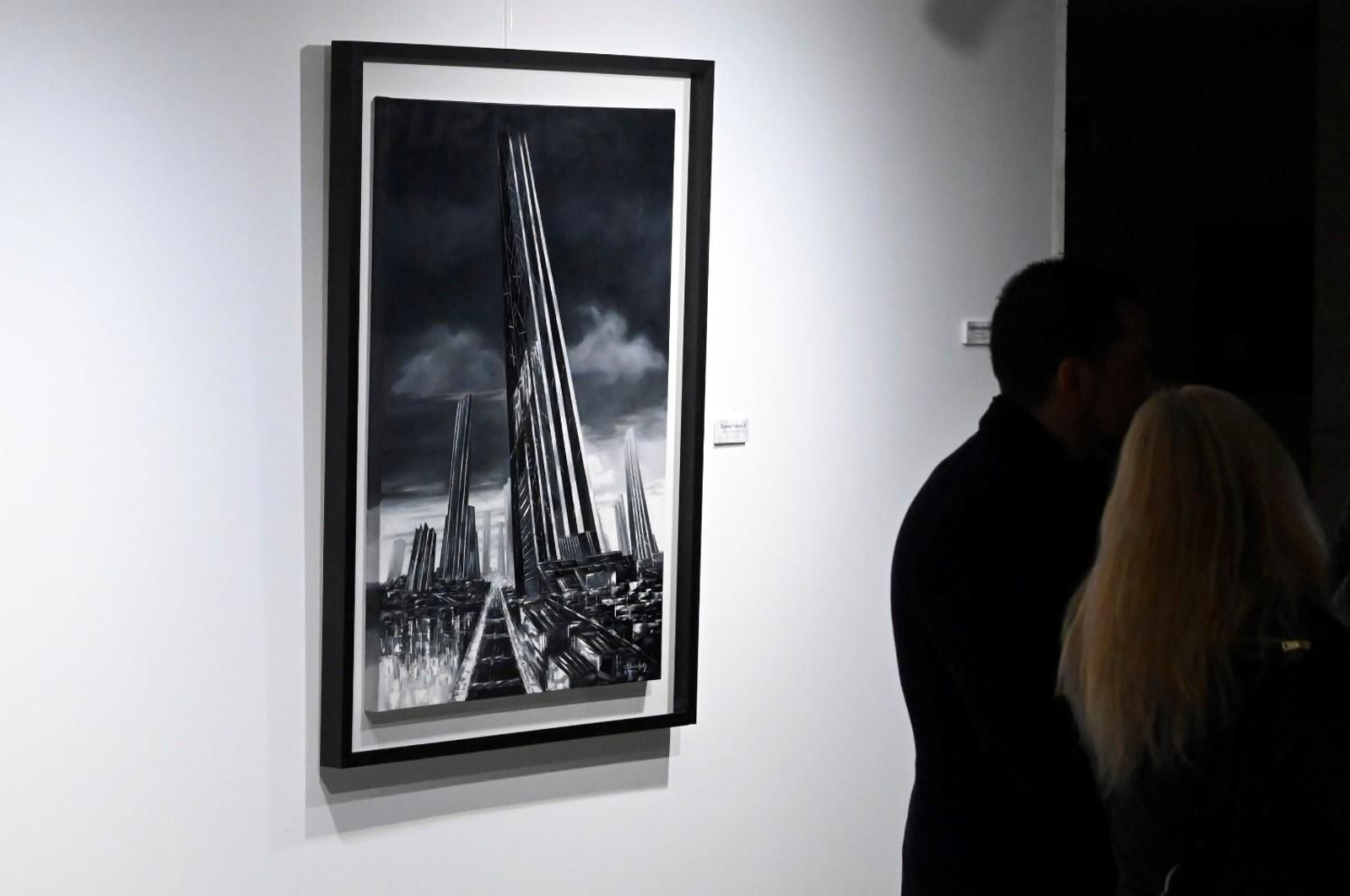 La exposición por los 40 años de trayectoria de José Domínguez en Cajasur, en imágenes