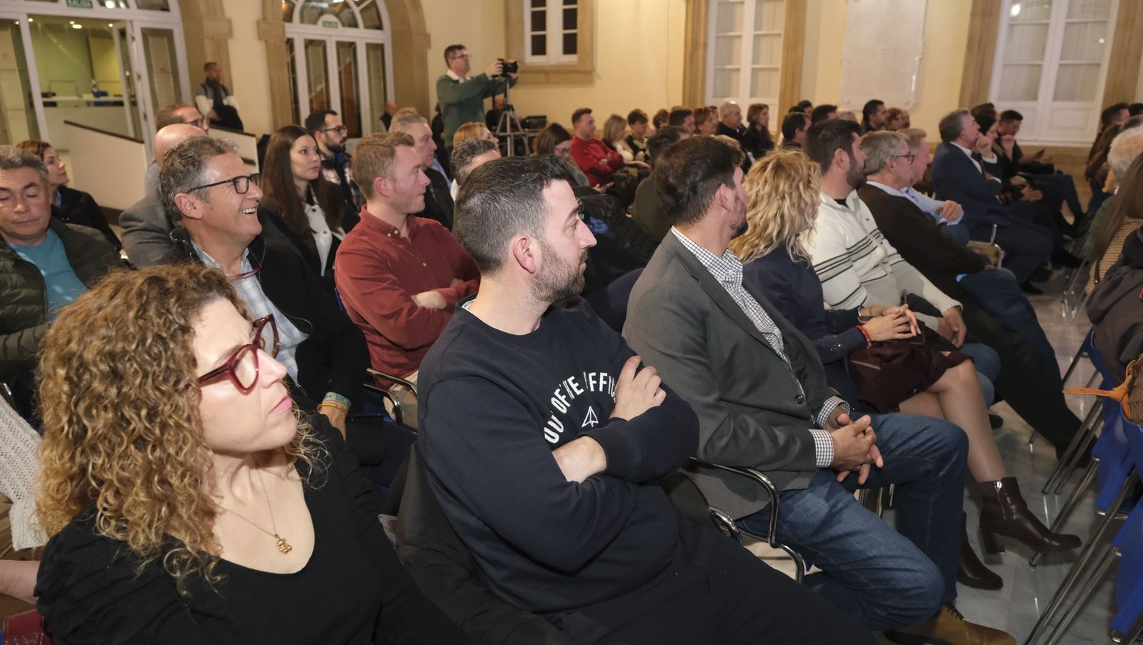 La marca gourmet 'Sabores Almería' presenta su calendario 2026 a los empresarios de Almería