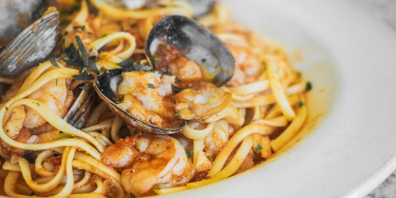 ¿Cómo cocer pasta en el microondas?