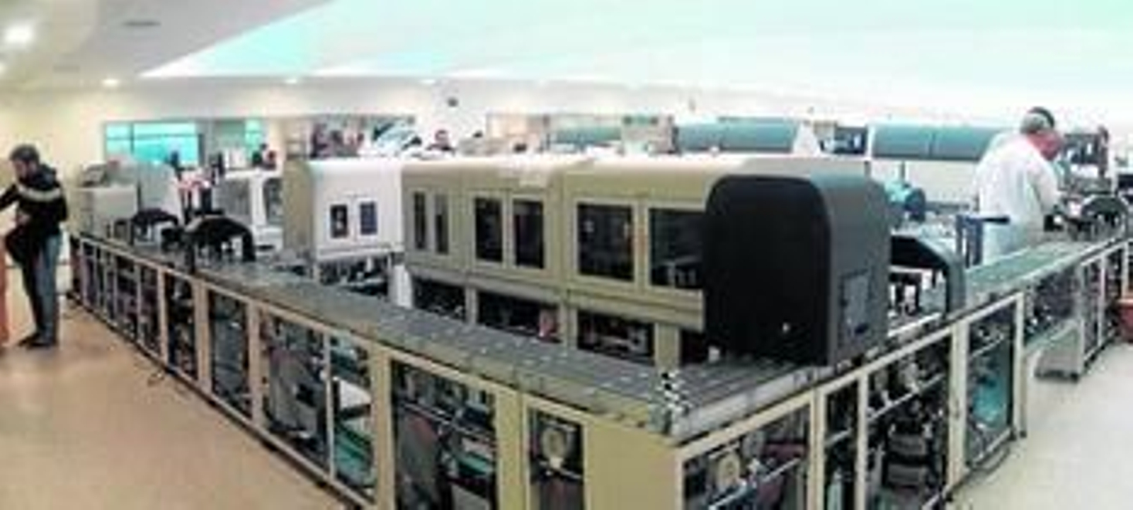 En sus dos mil metros cuadrados de superficie trabajarán más de un centenar de personas.