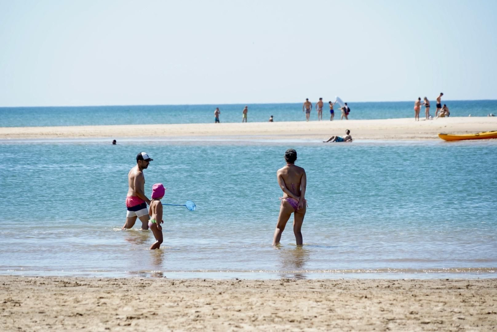 La mañana del sábado en la nueva playa de El Portil