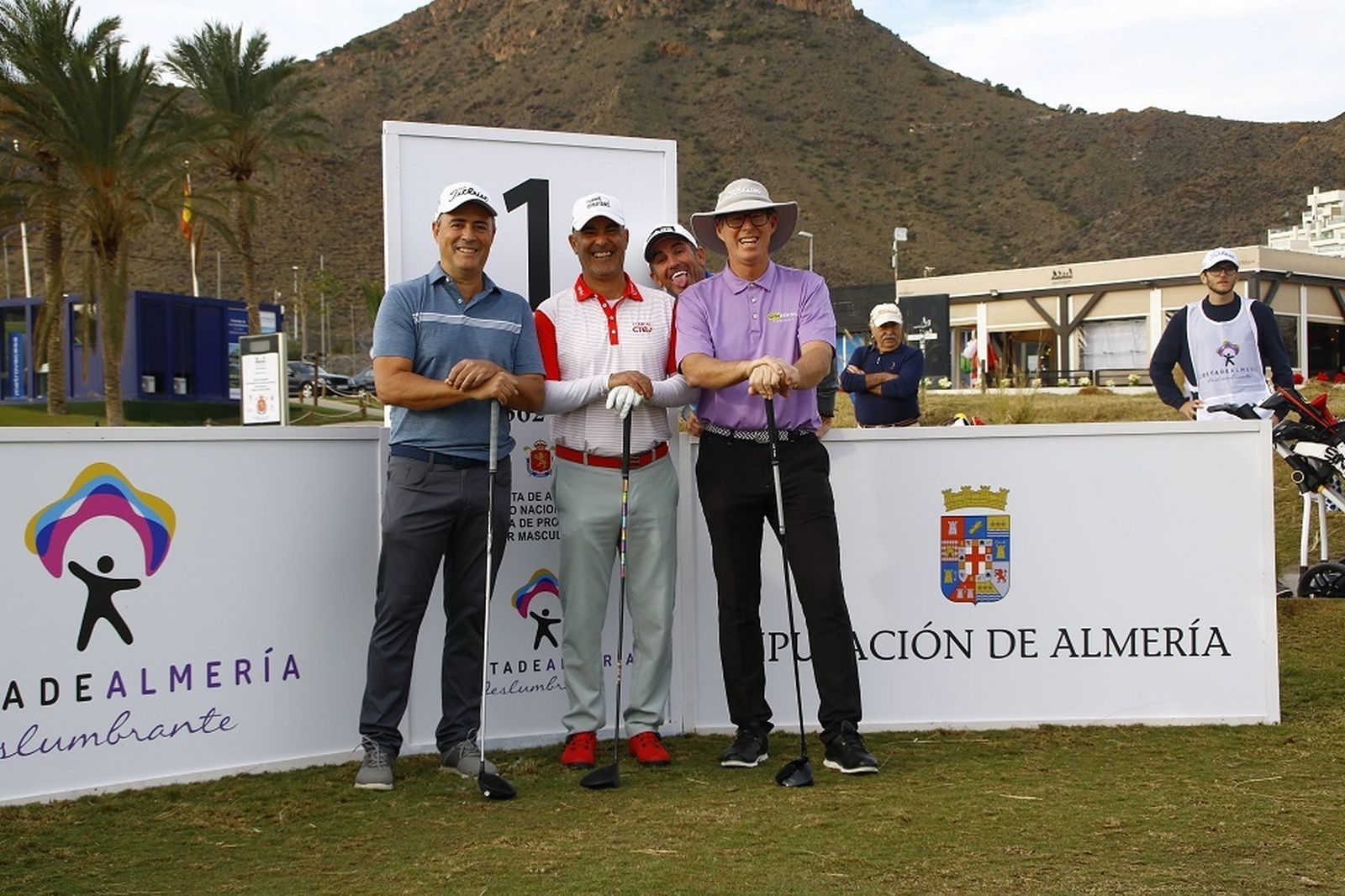 Carlos Balmaseda, José Antonio Sota y Luis Claverie son los tres primeros clasificados en esta primera jornada.