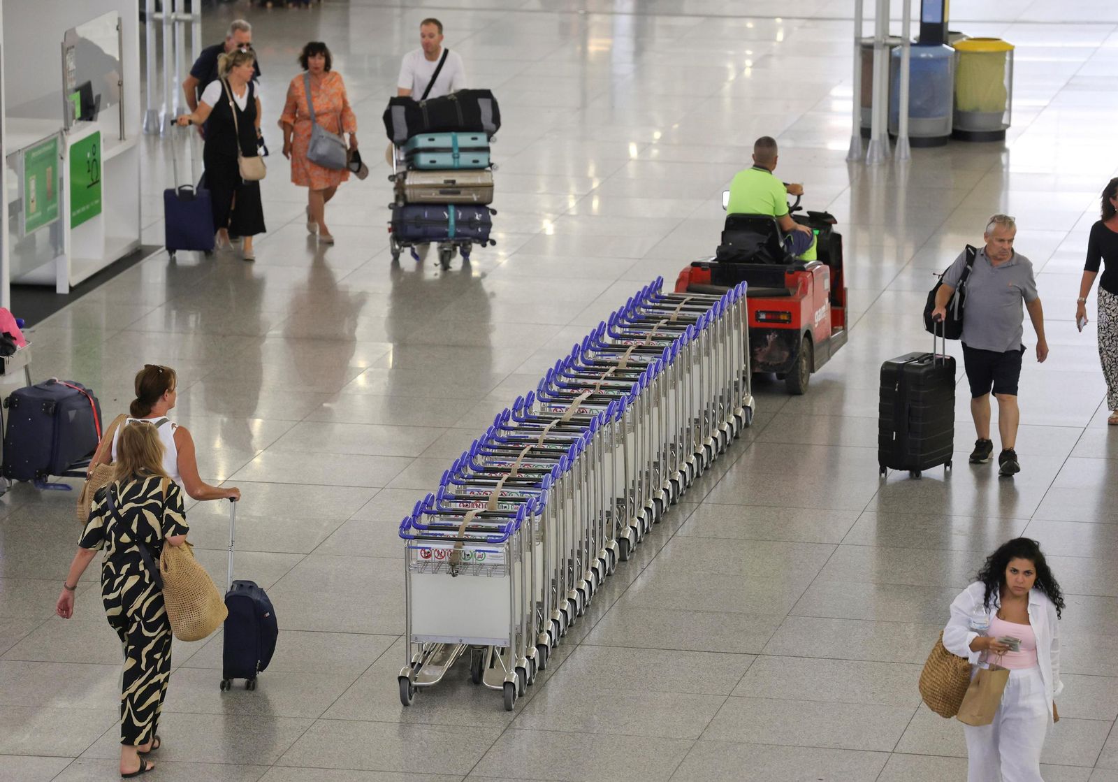 0207AEROPUERTO028.JPG (13690129).jpg