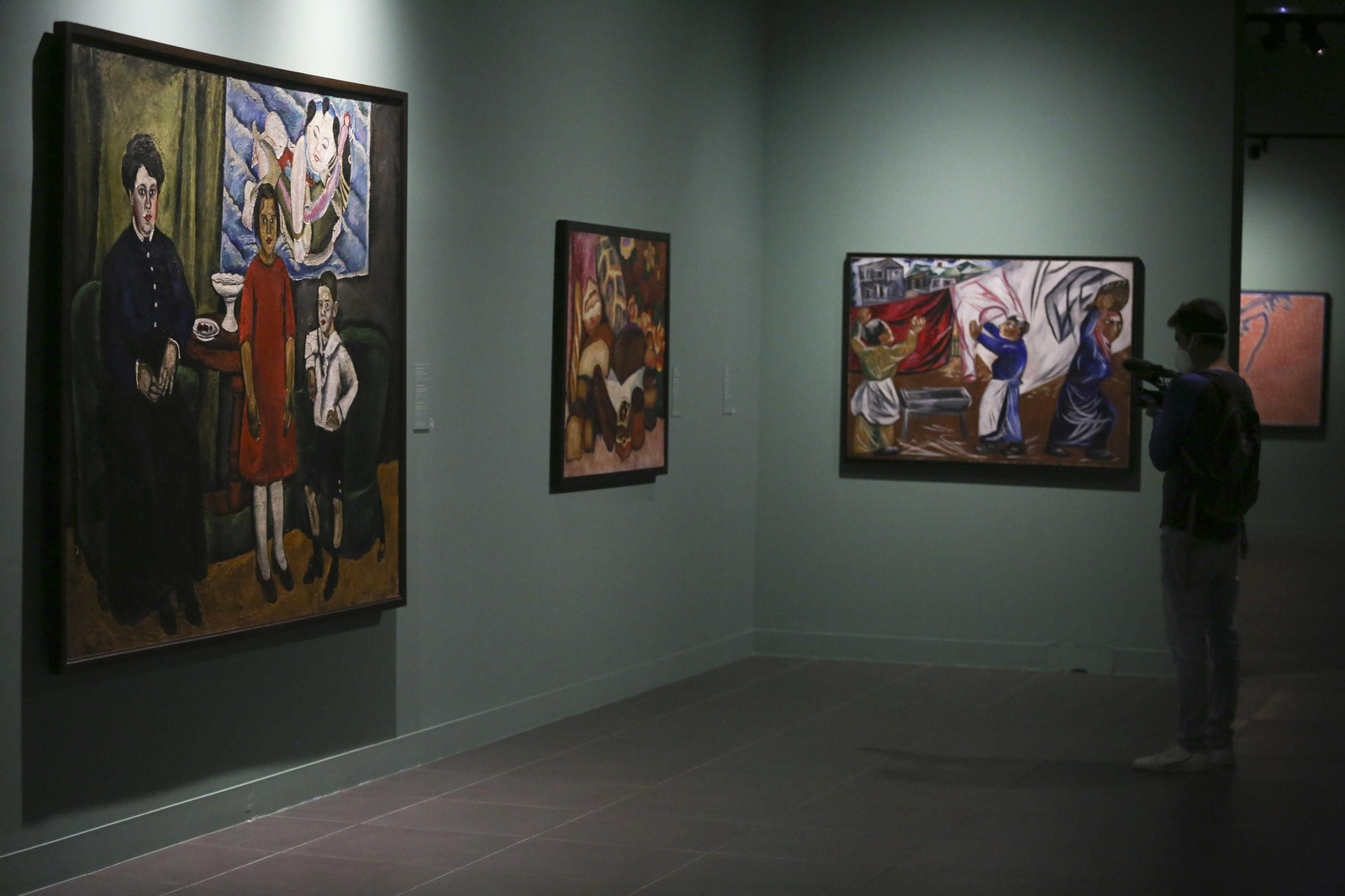 El Museo Ruso de Málaga estrena tres nuevas exposiciones, en fotos