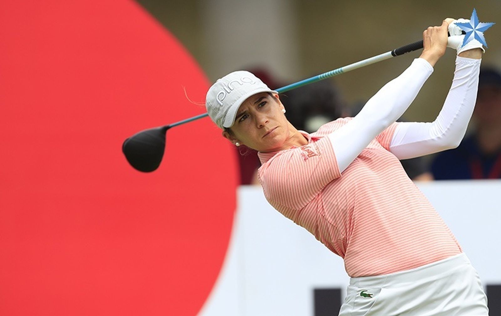 Azahara Muñoz golpea desde el tee.