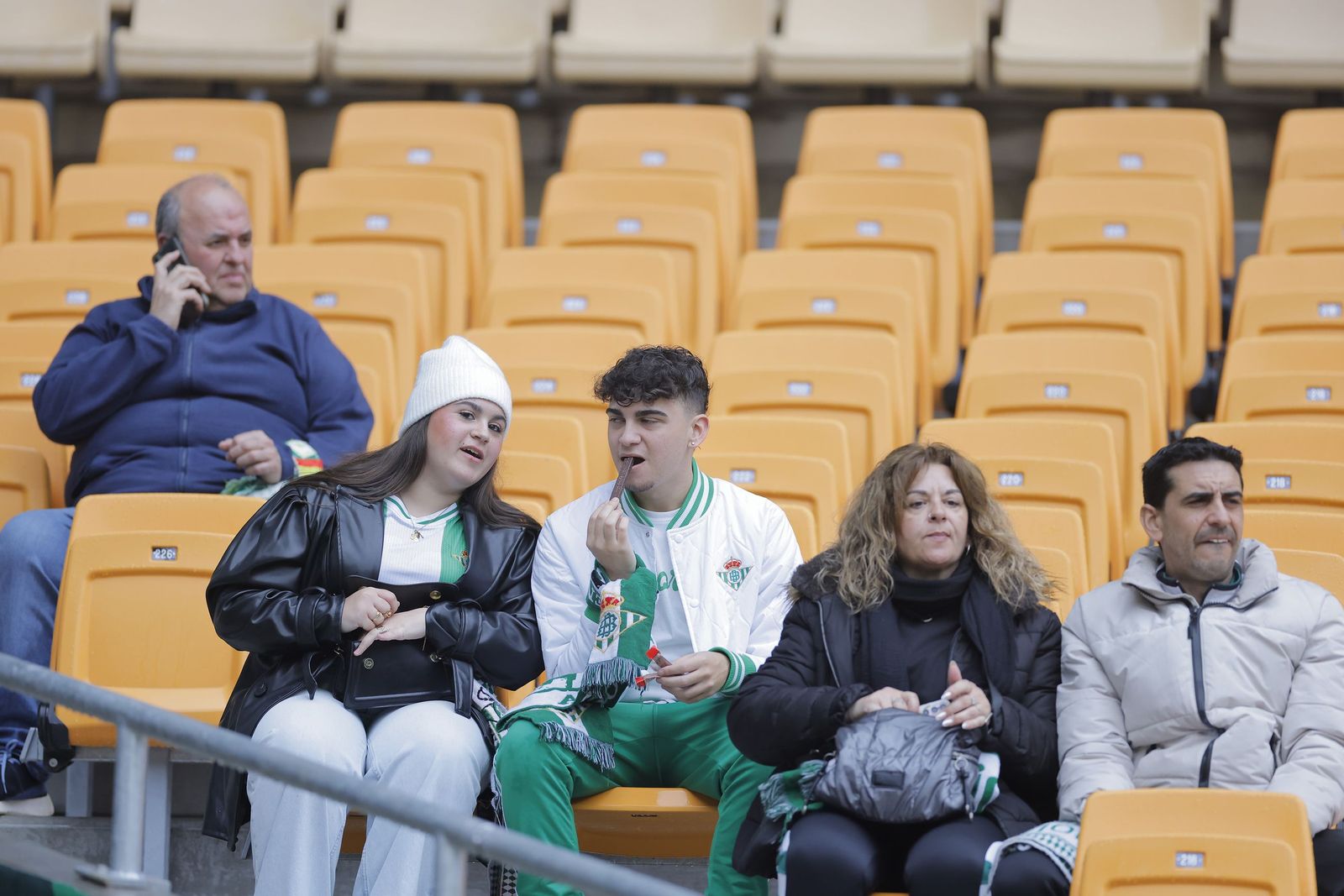 Búscate en las fotos del Betis - Valencia