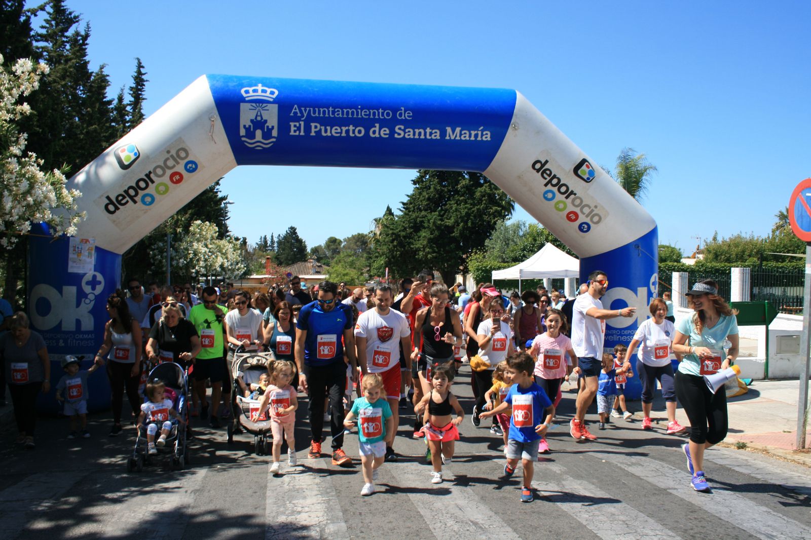 Imagen de los participantes en el momento de la salida.