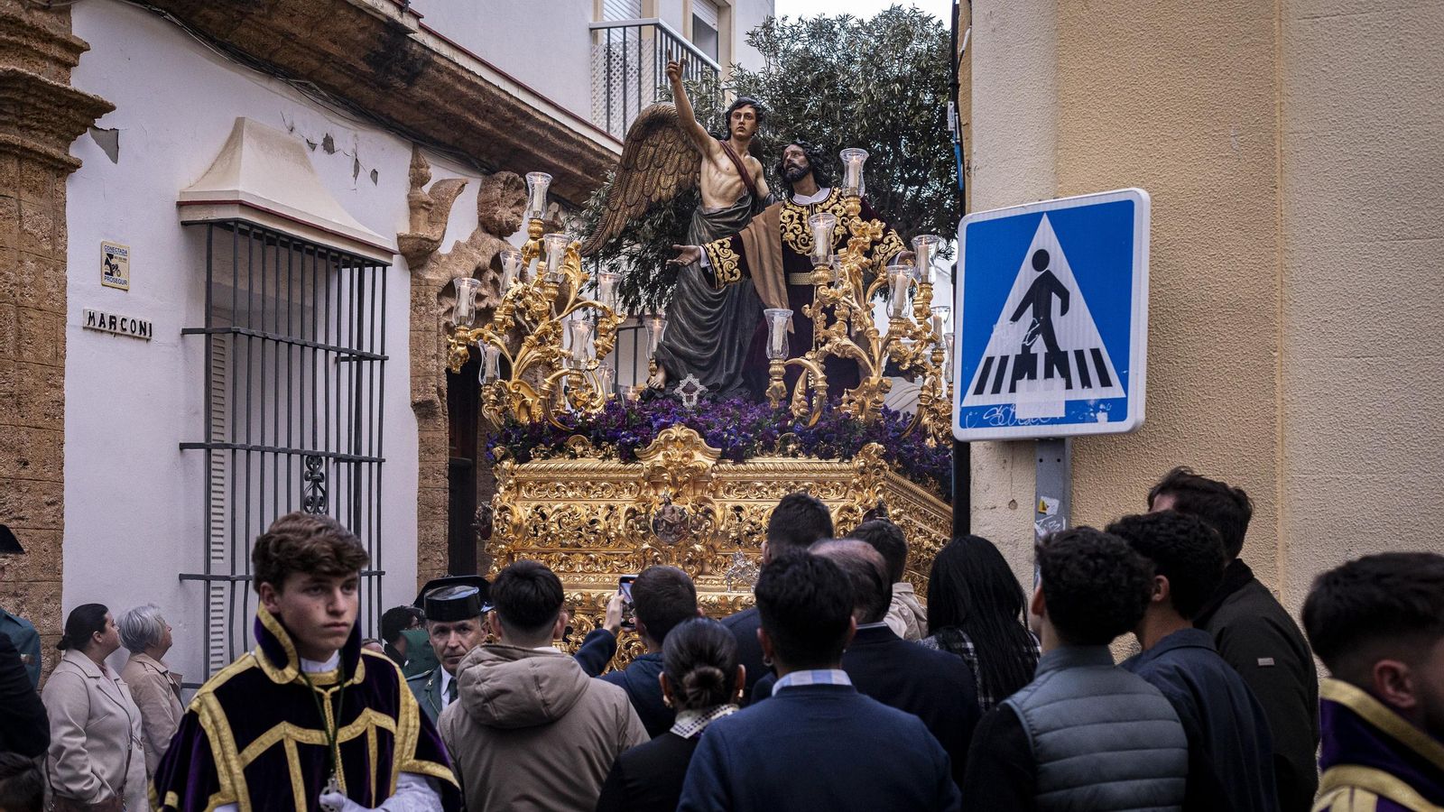 En imágenes, El Huerto de San Fernando fue la única hermandad del Martes Santo