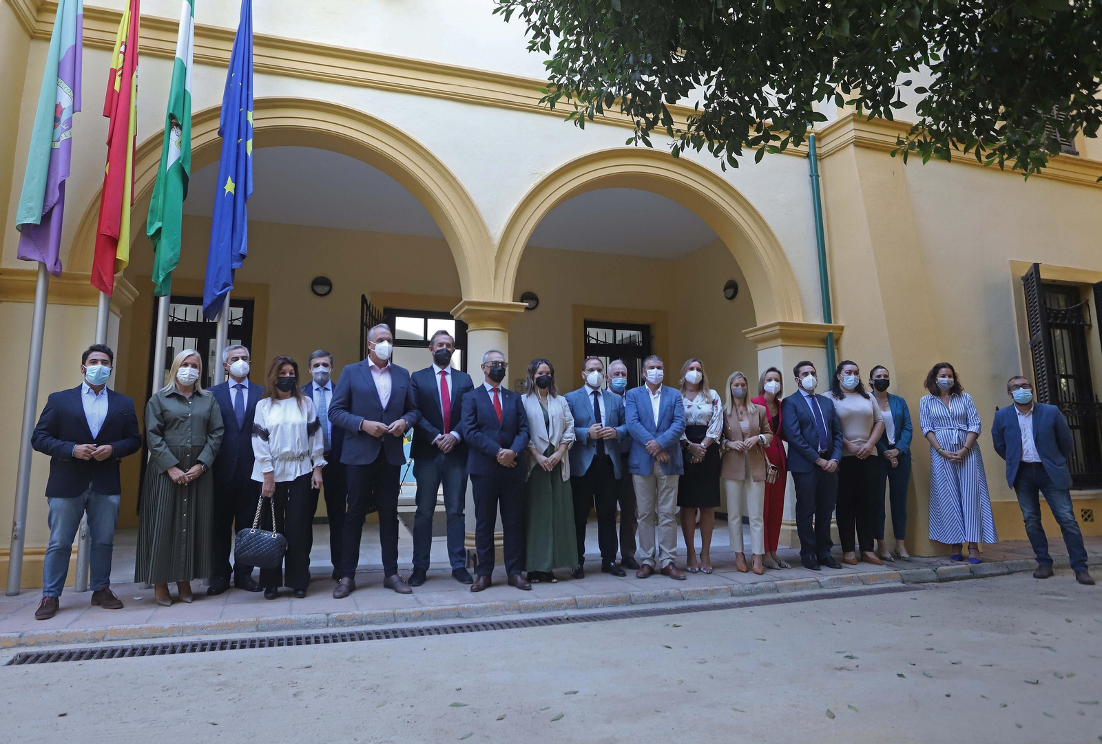 El secretario de Estado de Turismo y el presidente de Segittur, junto a los representantes de la comarca.