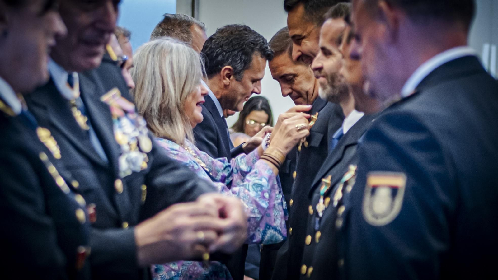 Las imágenes de la celebración del acto del Día de la Policía Nacional en Cádiz.