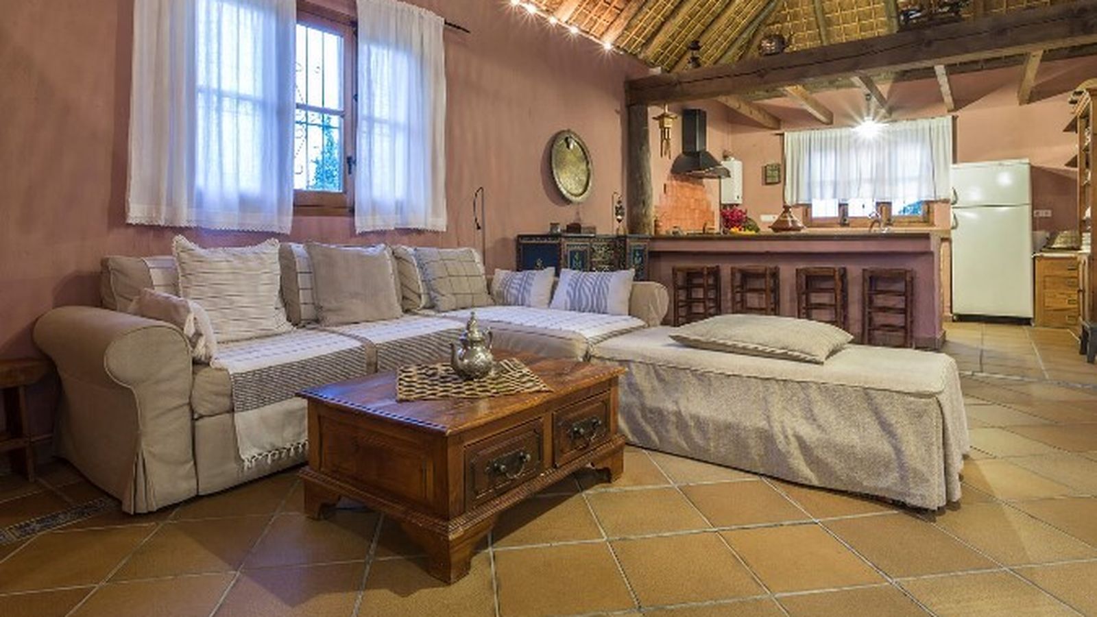 Interior del alojamiento 'La Choza' de la Volandera.