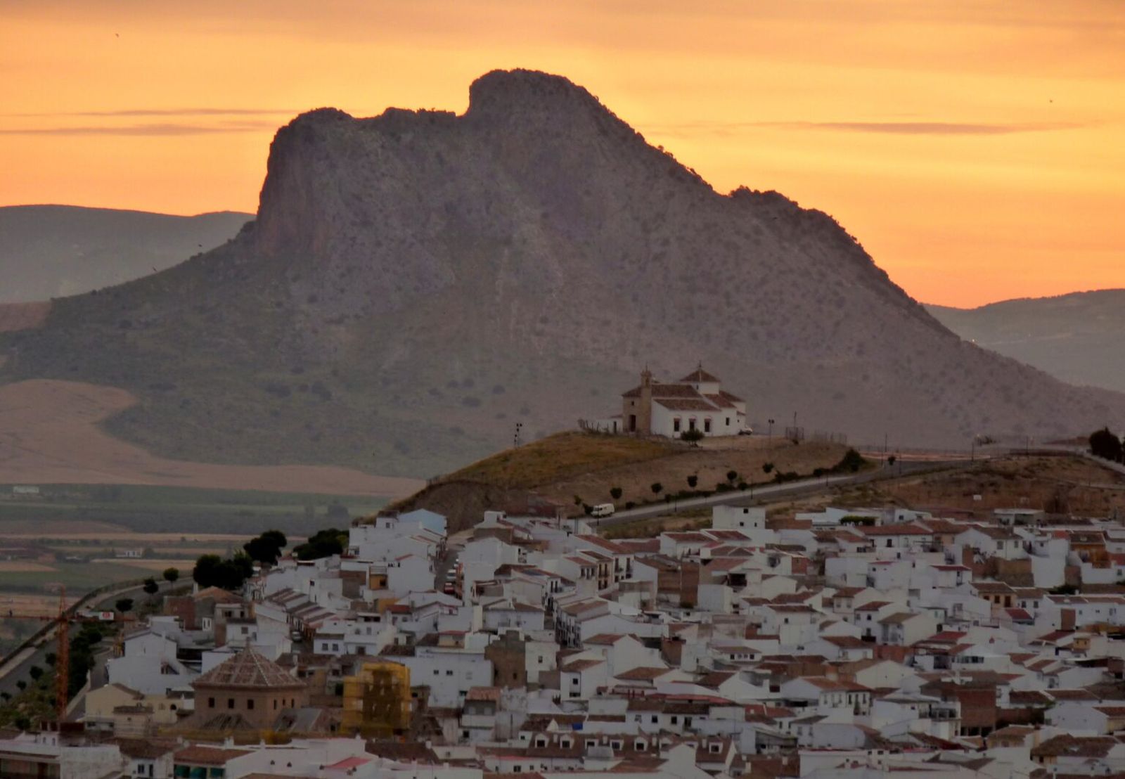 La Peña de los Enamorados, el indio tumbado de Antequera.