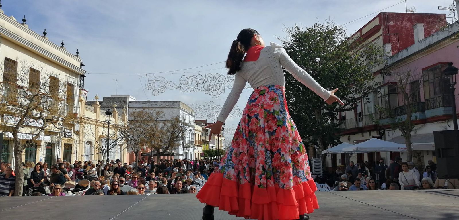 Muestra de Tanguillos en la Plaza de Jesús