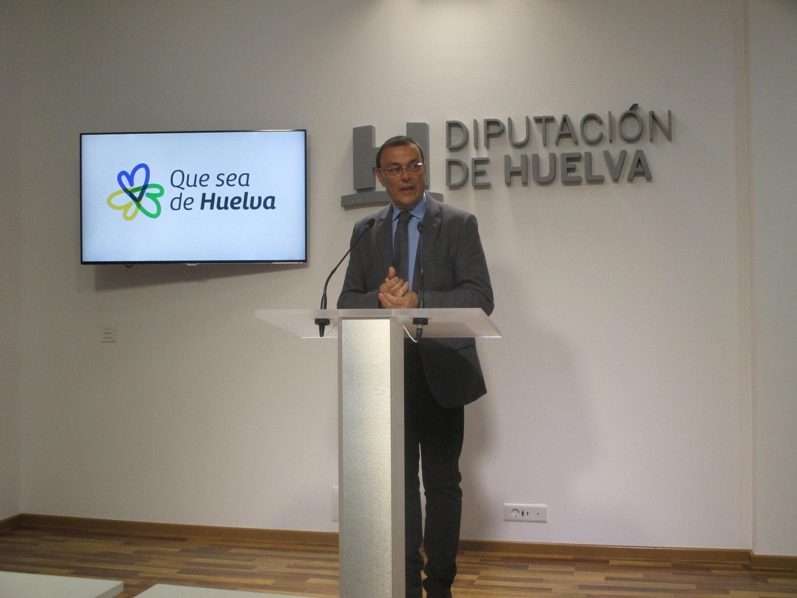 Ignacio Caraballo durante la presentación de la oferta que la provincia presentará en Madrid.