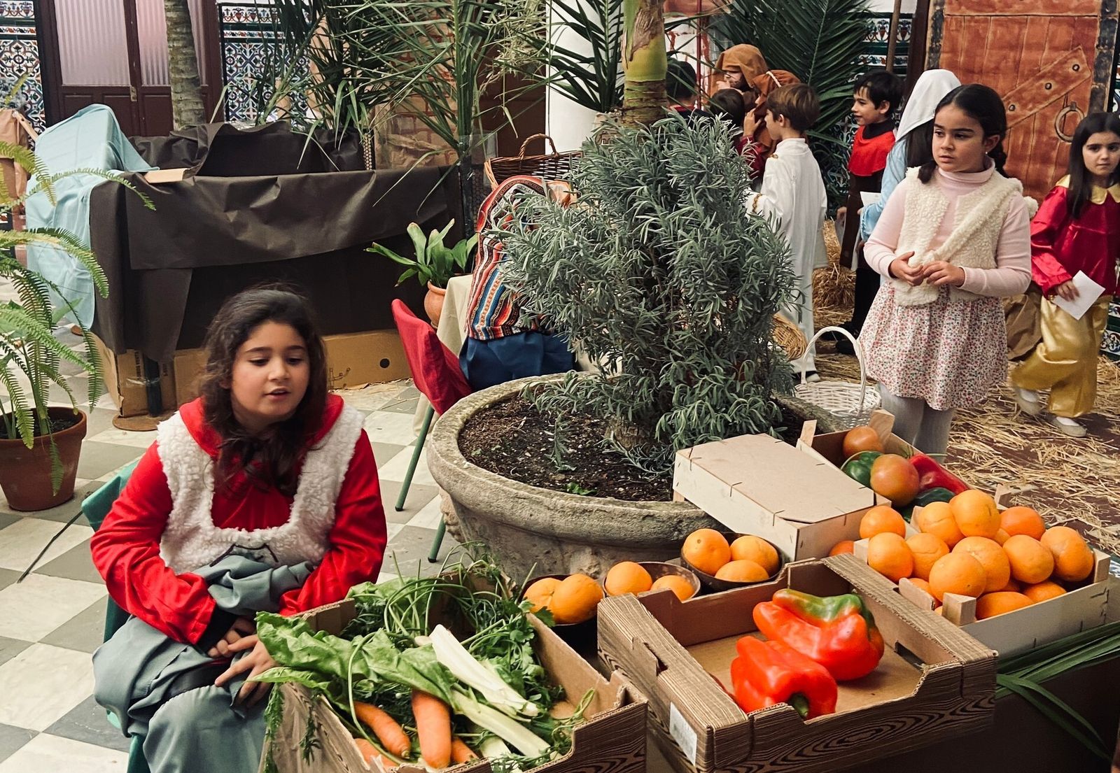El Belén Viviente con el que el colegio de las Carmelitas celebra la Navidad en San Fernando
